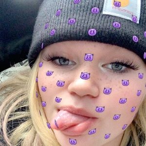 Meet your Posher, Hana-sky